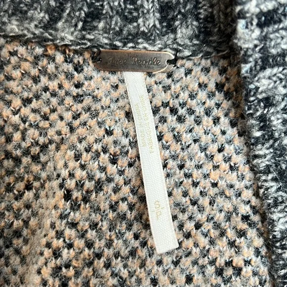 Free People August Knit Floral Oversized Cardigan - Picture 7 of 9